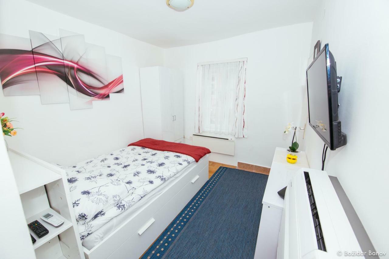 City Apartment Tkalca - Best Location In 자그레브 외부 사진